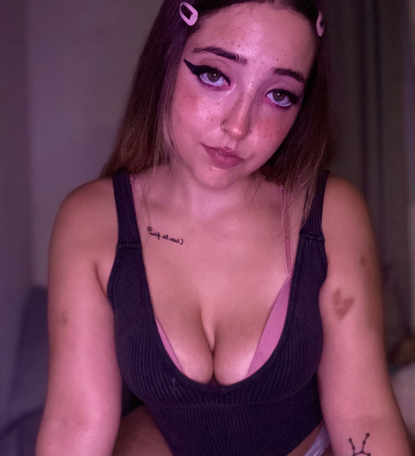 Kika Peach's avatar