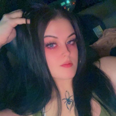 🐍Baby Rhi🐍's avatar
