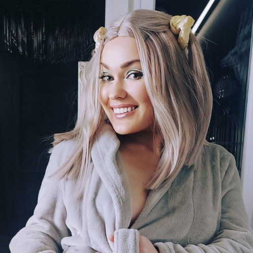 Petite Passion's avatar