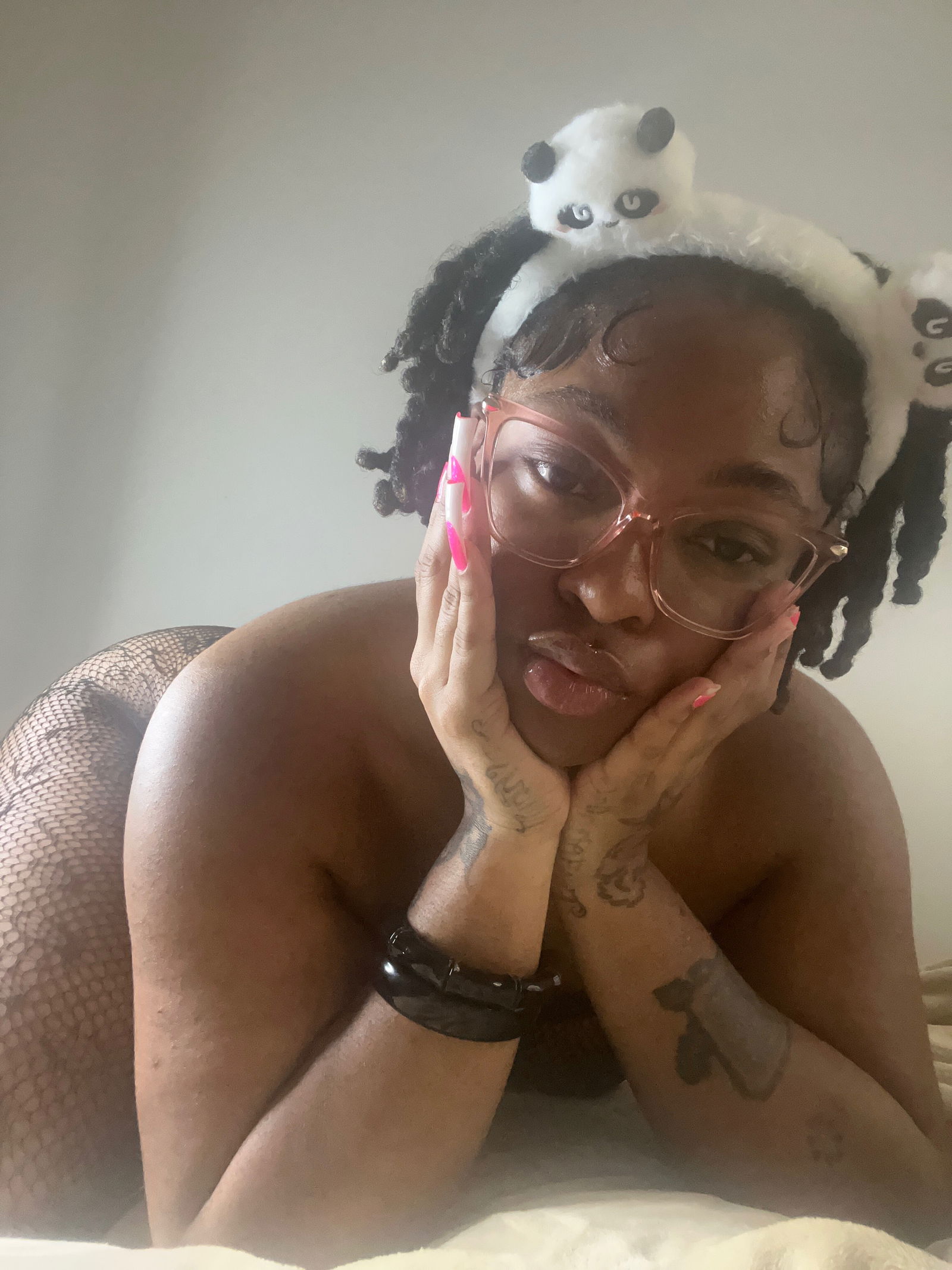 Pretty kitty 🍨💦🐱's avatar
