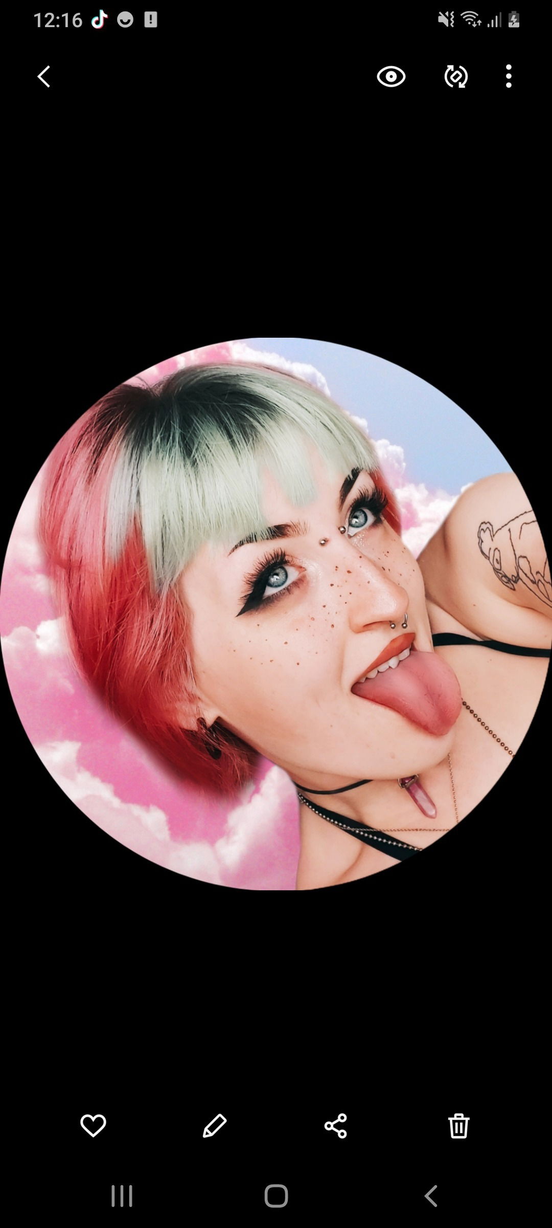 💦 𝙿𝚑𝚎𝚘𝚋𝚎 is h0rny's avatar