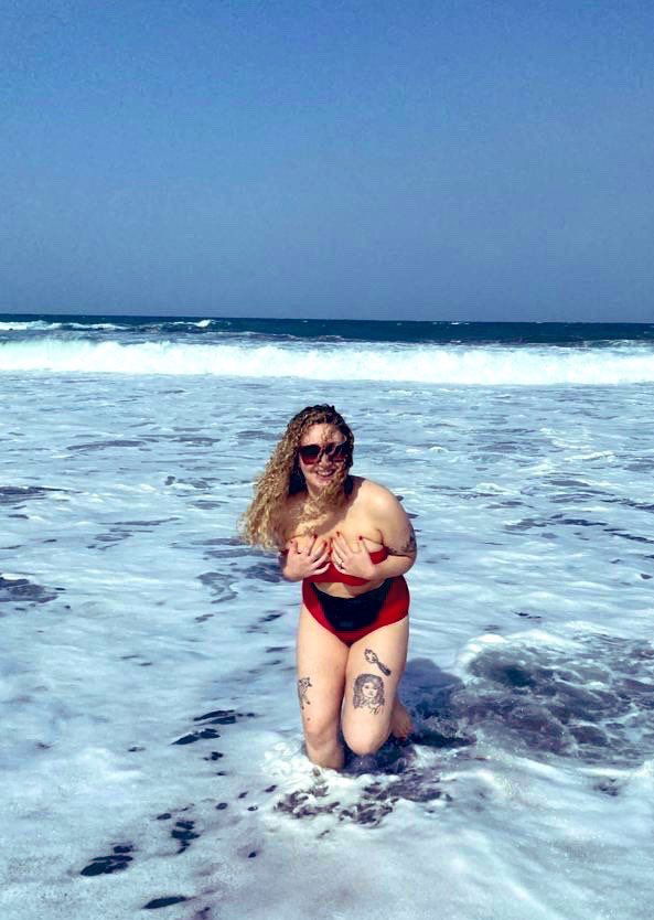 Phoebe Huxley | Tall Curvy's avatar