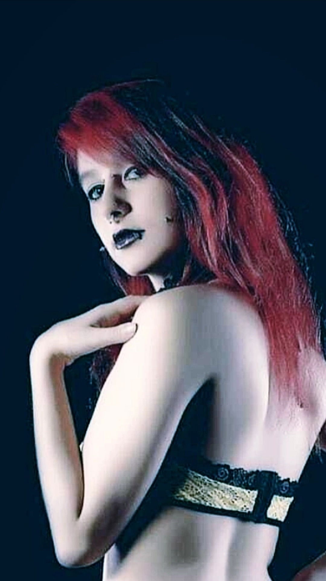 Piikara activa 24h creator profile