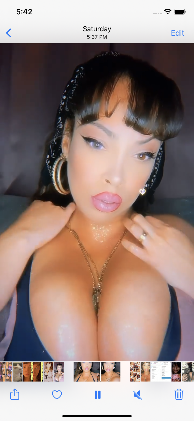 Bella's avatar