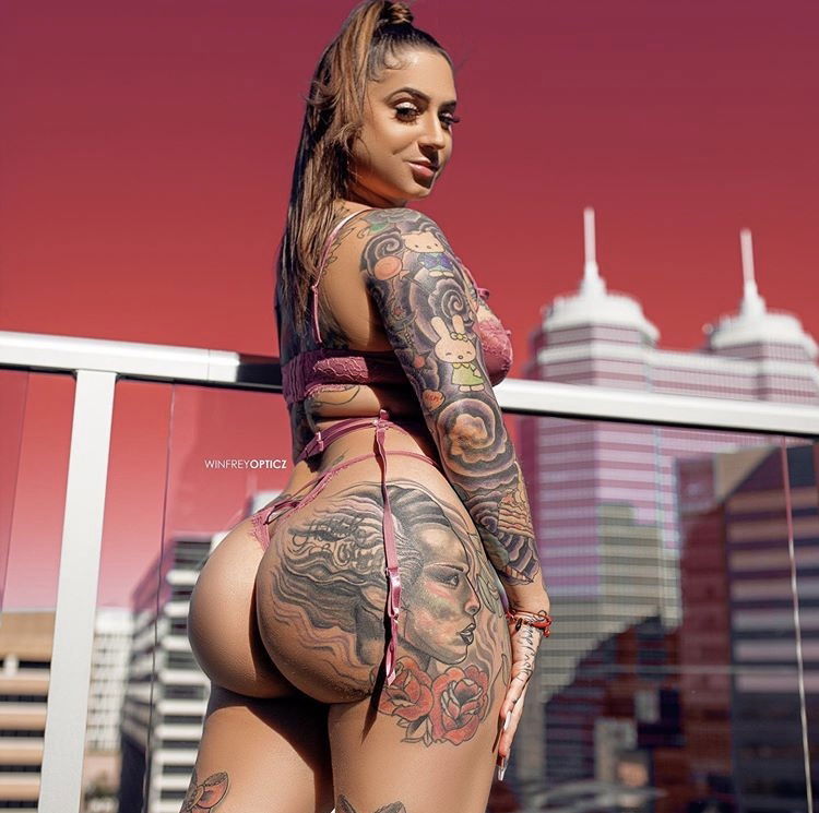 VIP Pink Santana Page❤️‍🔥