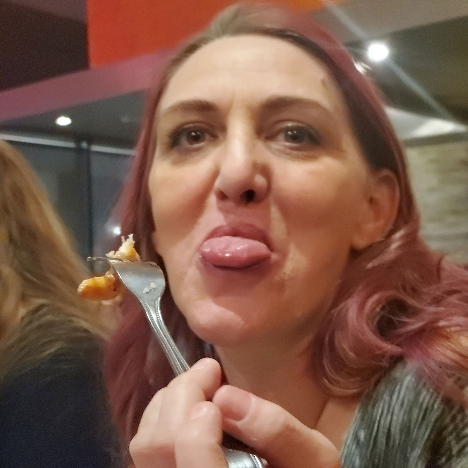 Lend you my hot wife's avatar