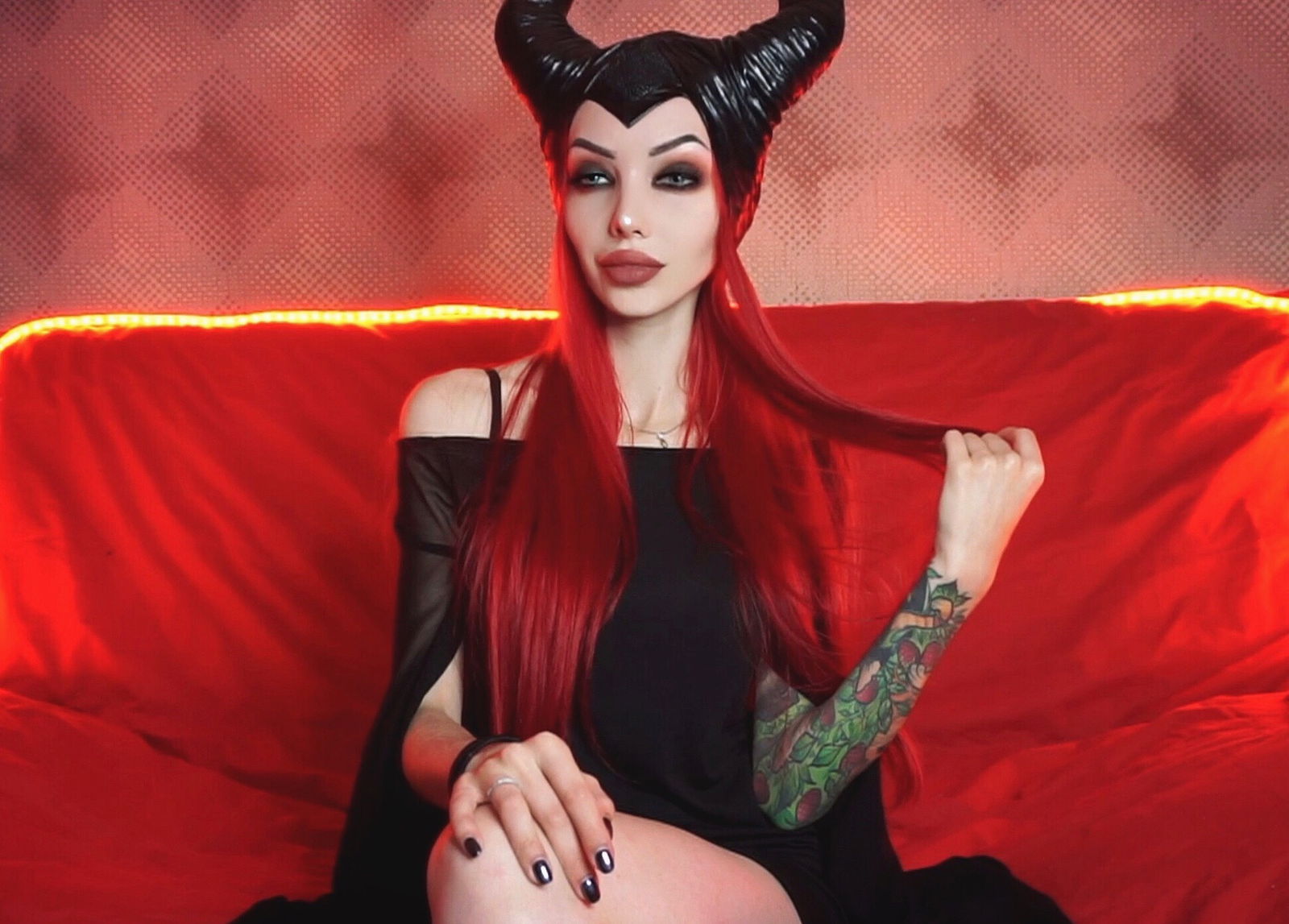 Poppy Parker's avatar