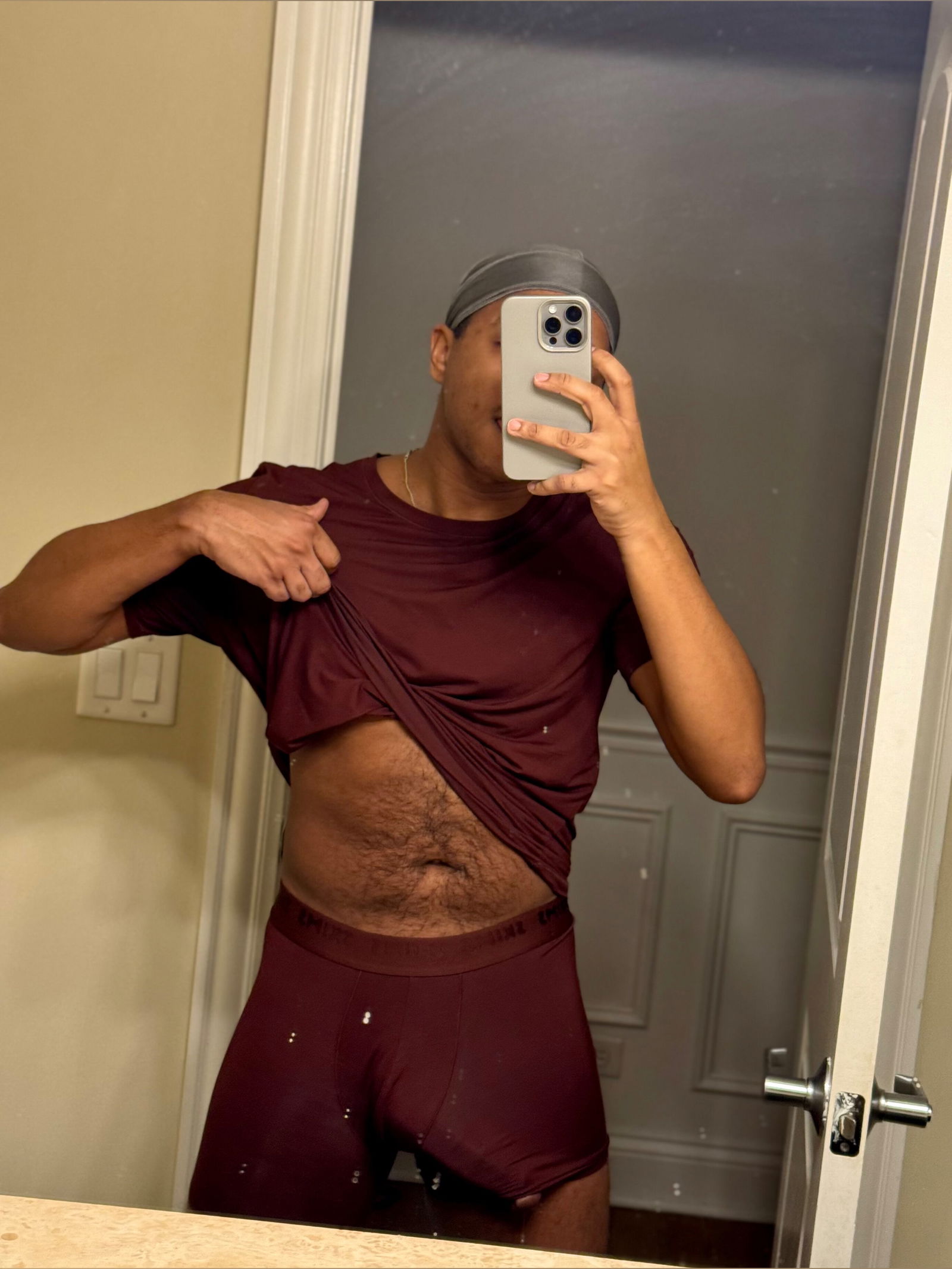 The Nut Video King 🤪💦's avatar