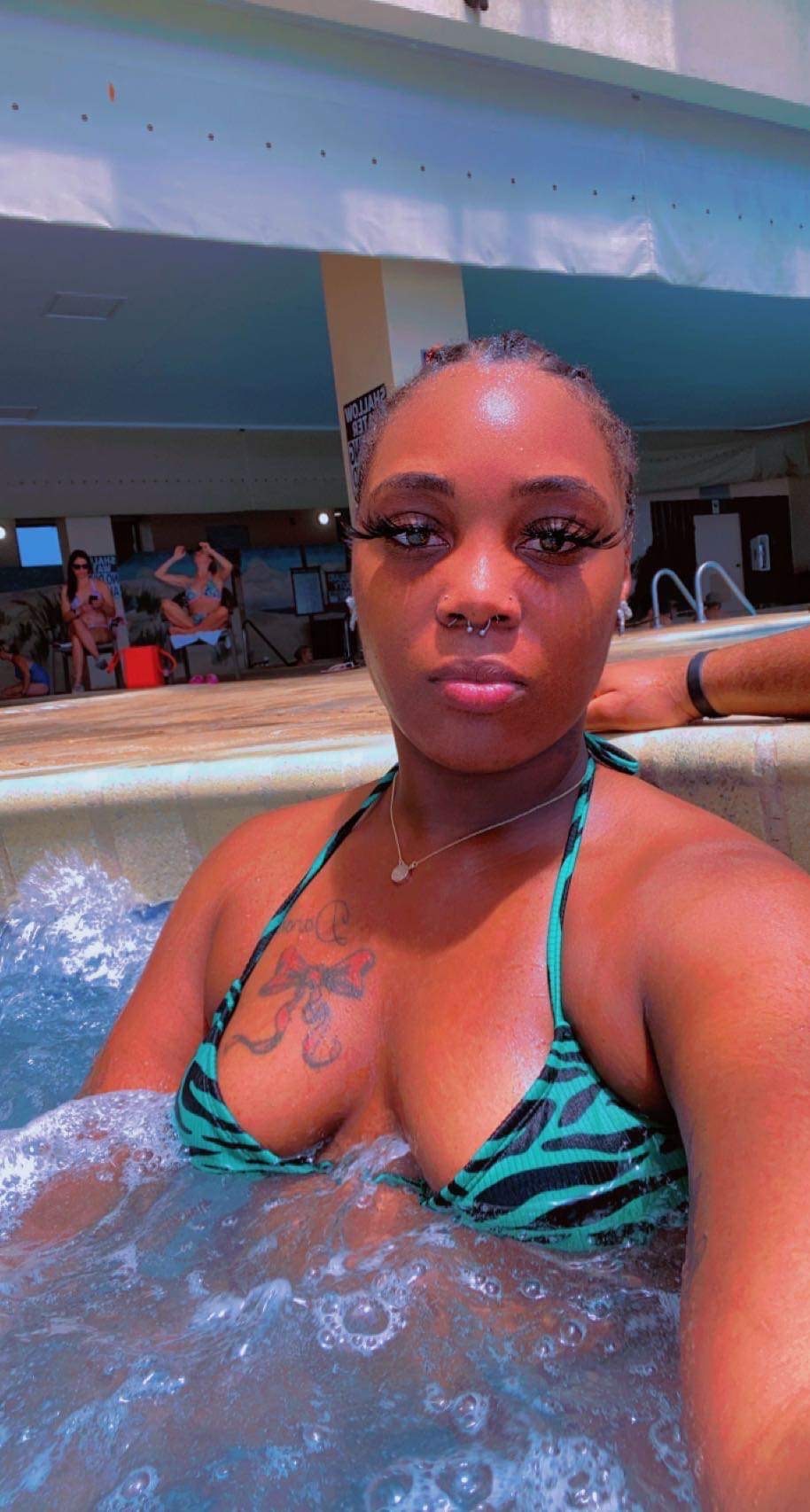 PrettyMonstaa's avatar