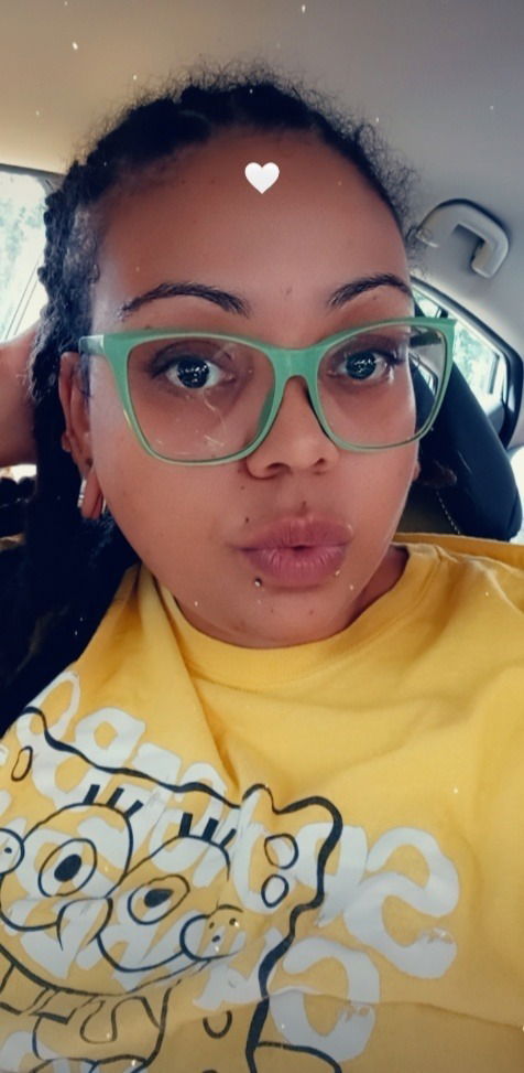 Momma Pri's avatar