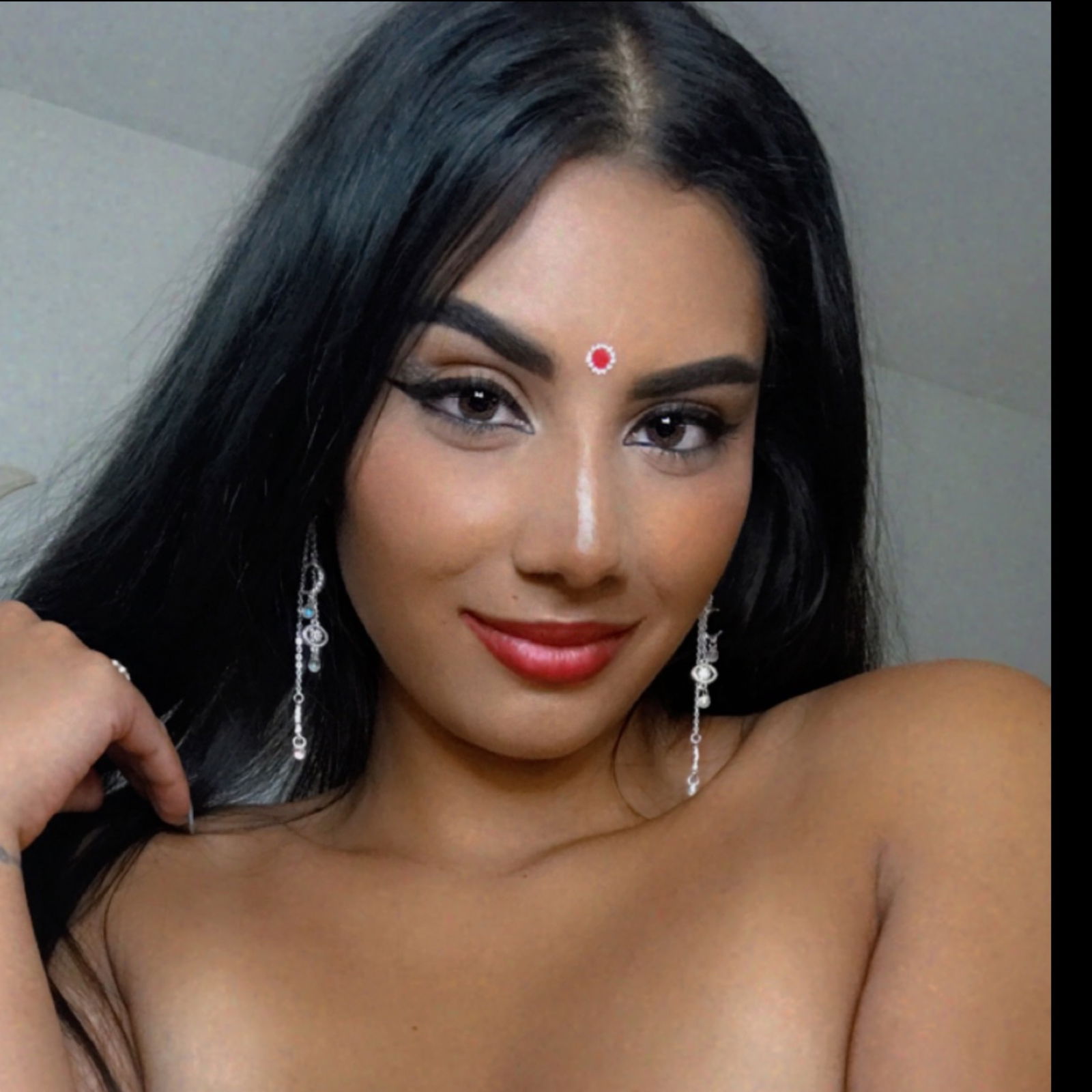 ✨Priya✨FREE PAGE‼️'s avatar