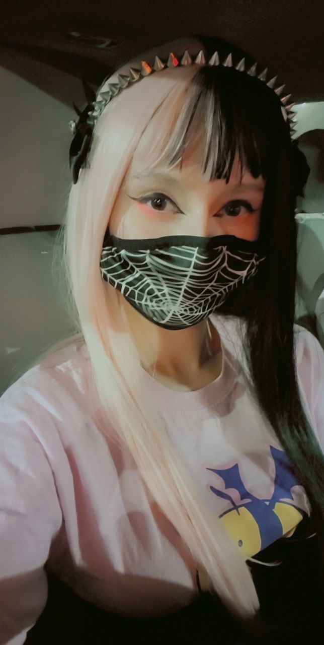 Ellie the Doll's avatar