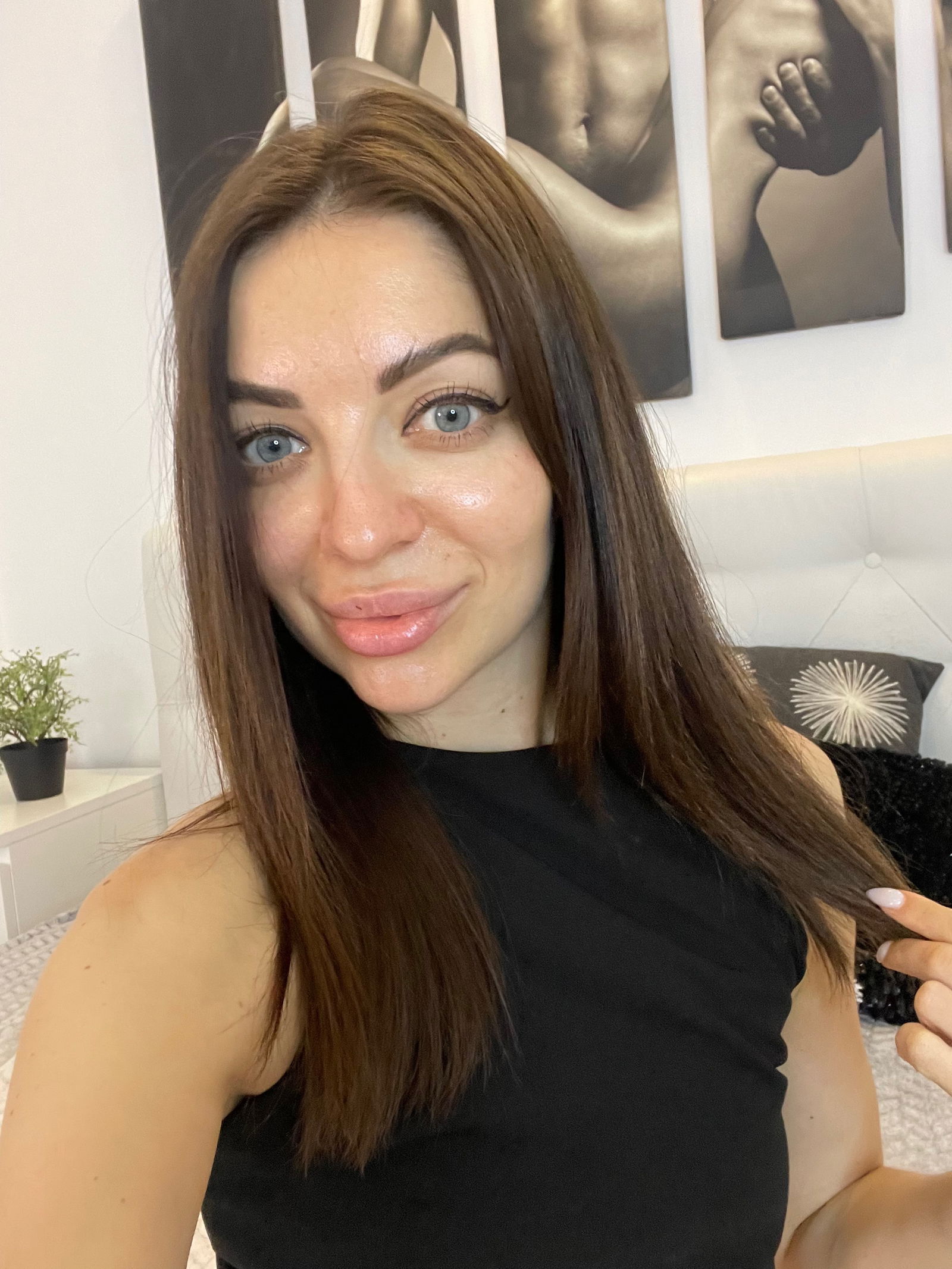 PURE MUSE😍😈's avatar