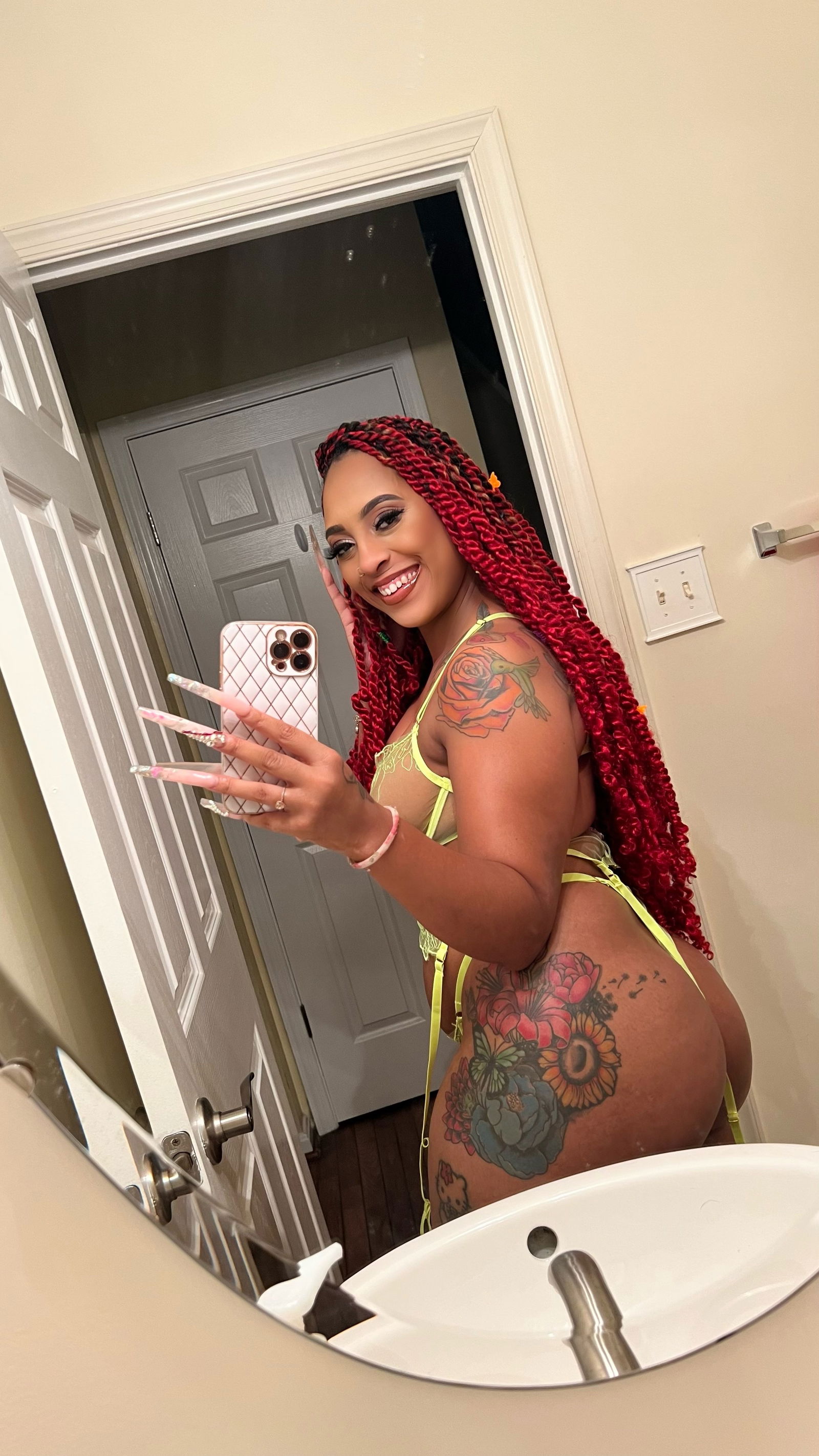👅   TAKING IT IN THE ASS 🍓's avatar