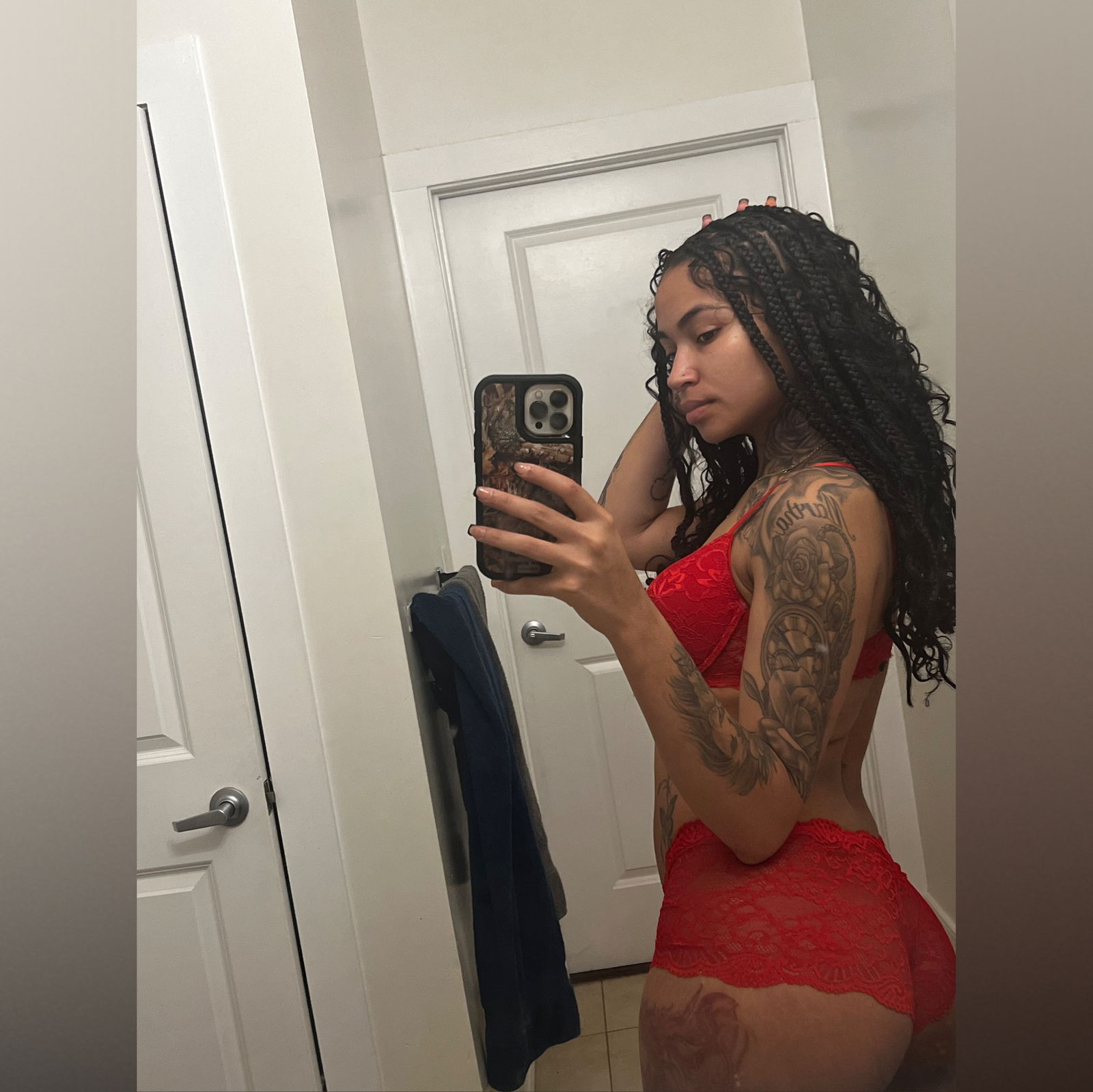 PYT 👅's avatar