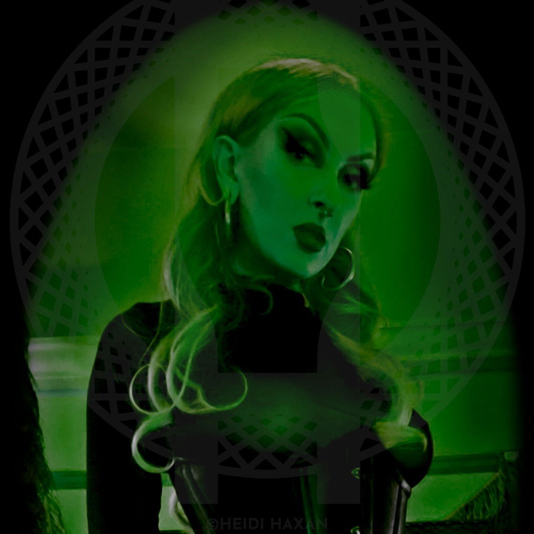 Pythoness Heidi Haxan's avatar