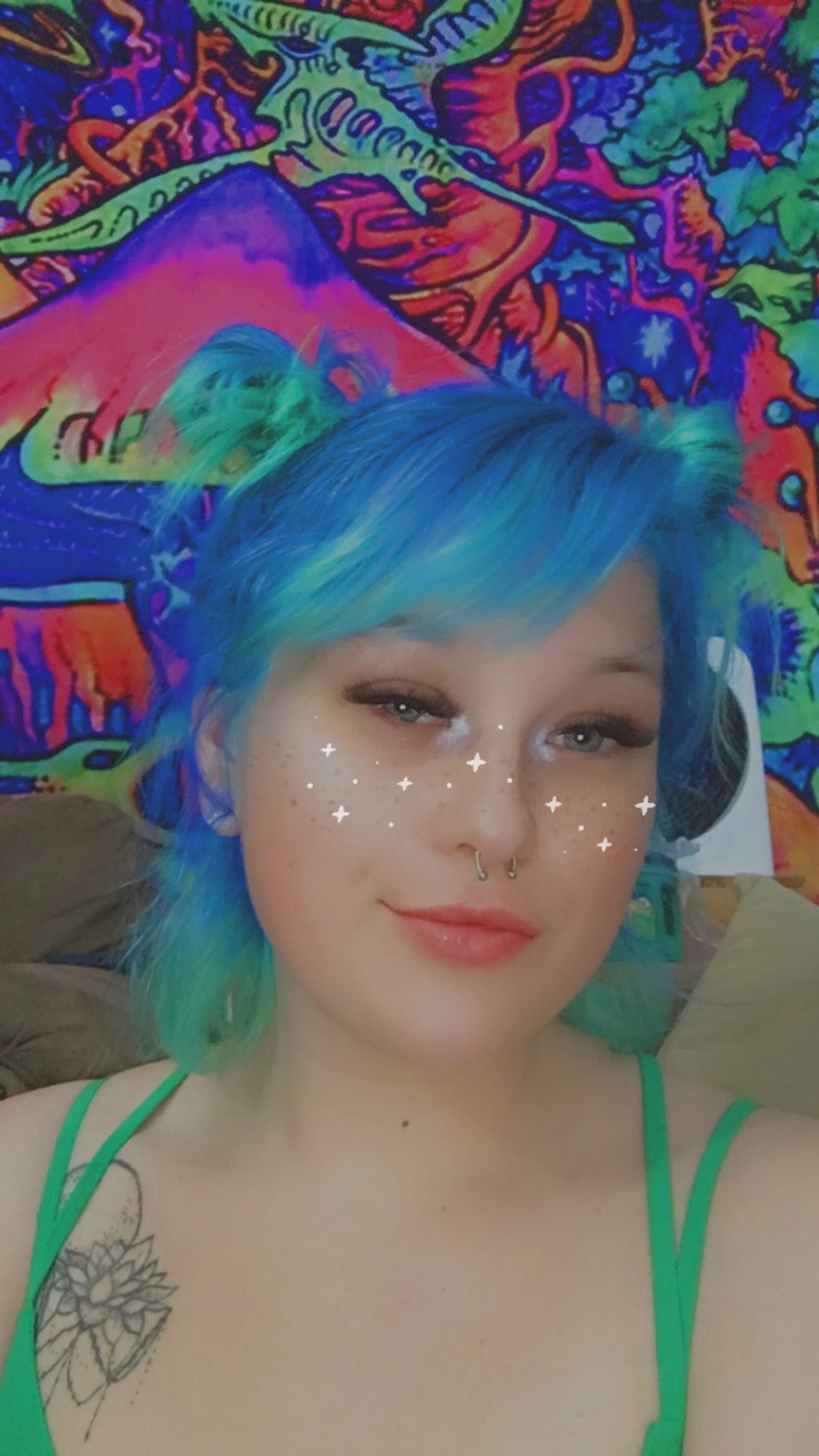Queen Aurora 420's avatar