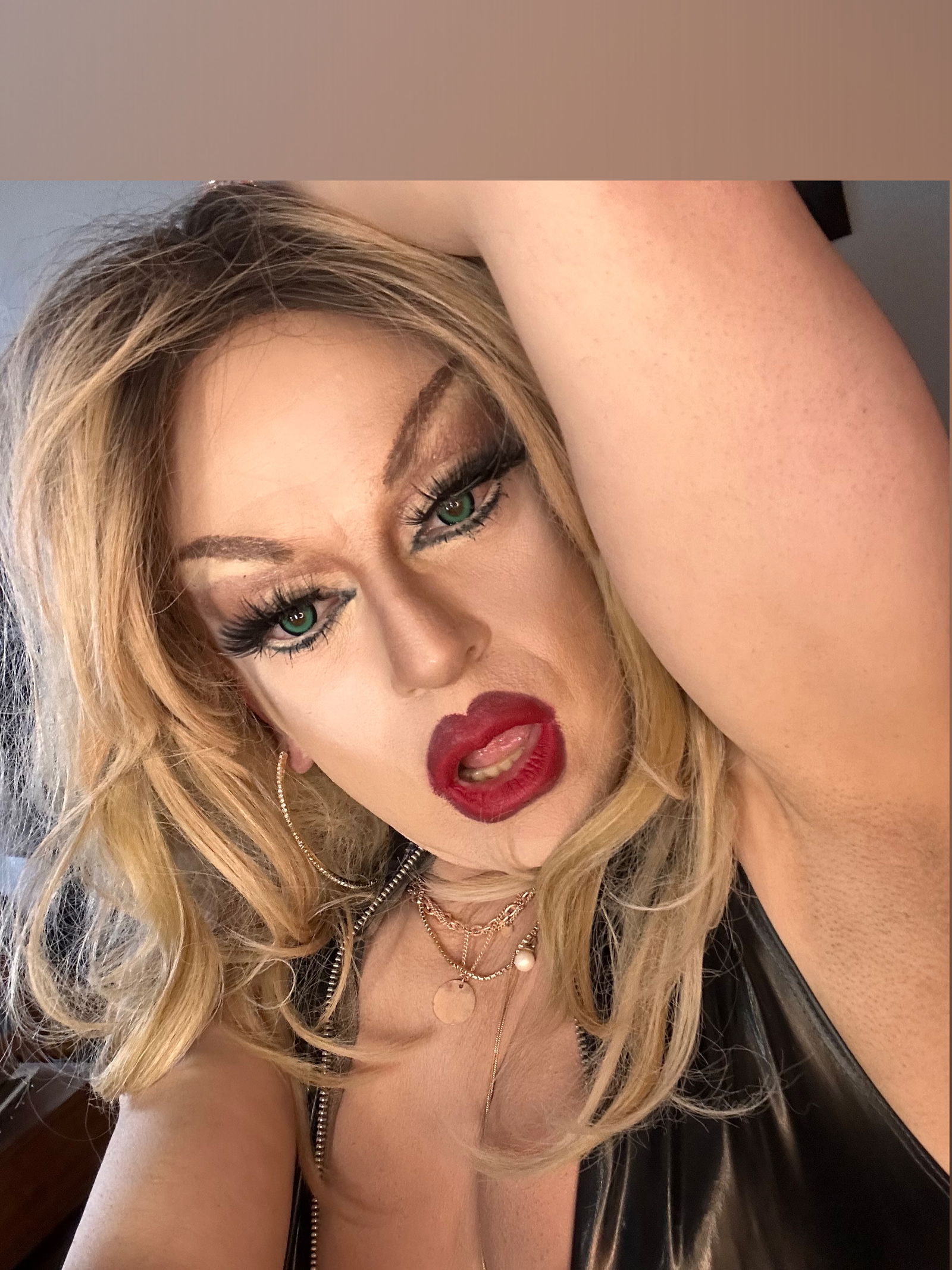 Queen Marla's avatar