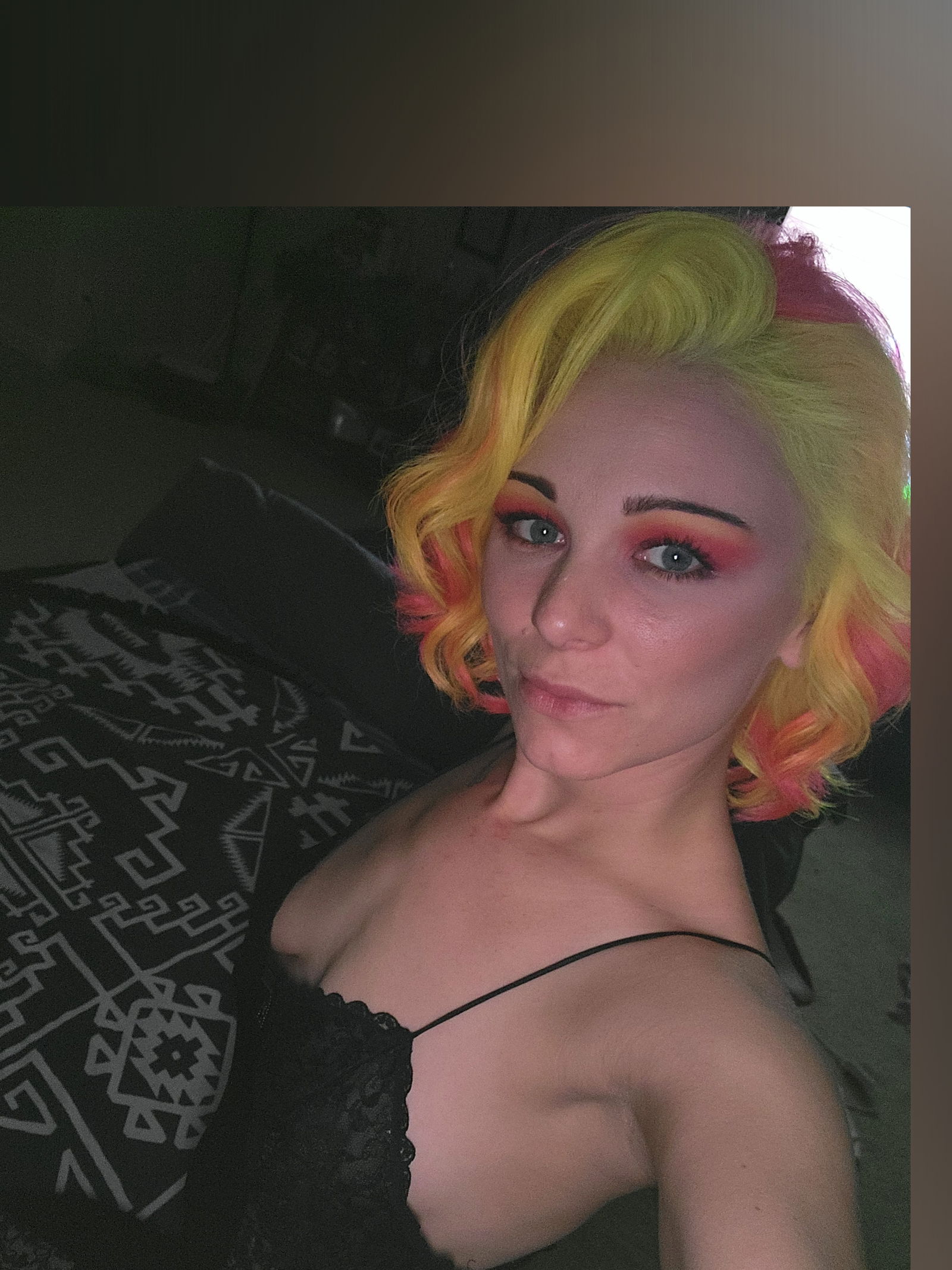 June's avatar