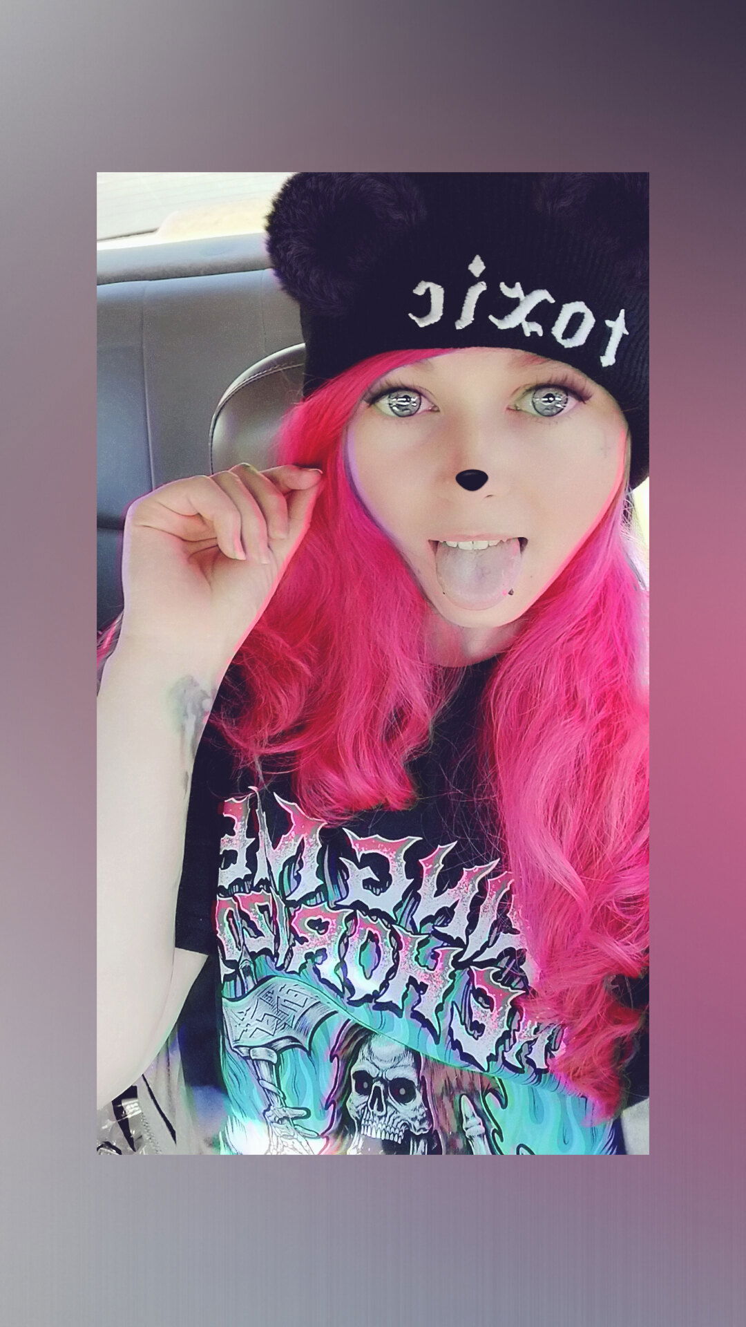 🌈Rainbow Wolf🐺's avatar