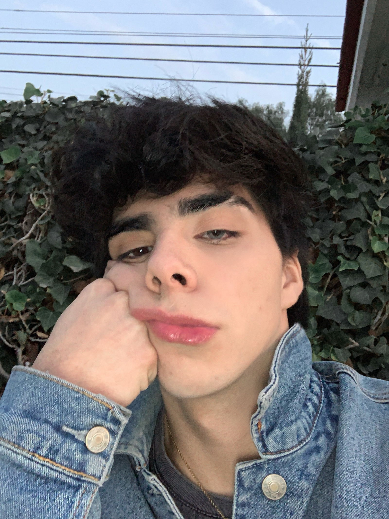 Raul Gloria's avatar