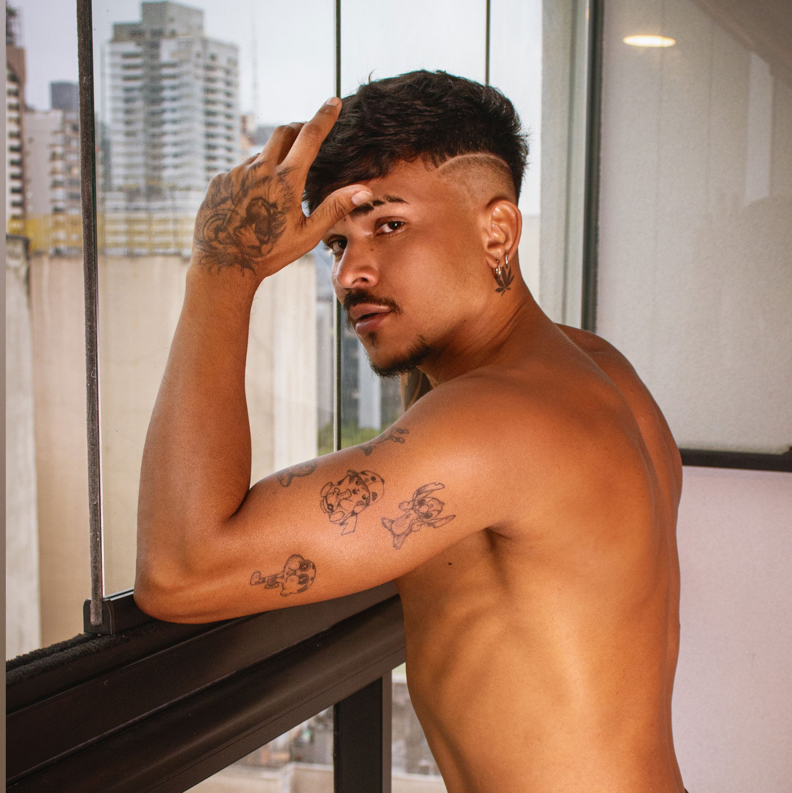RAVY 💦🔞's avatar