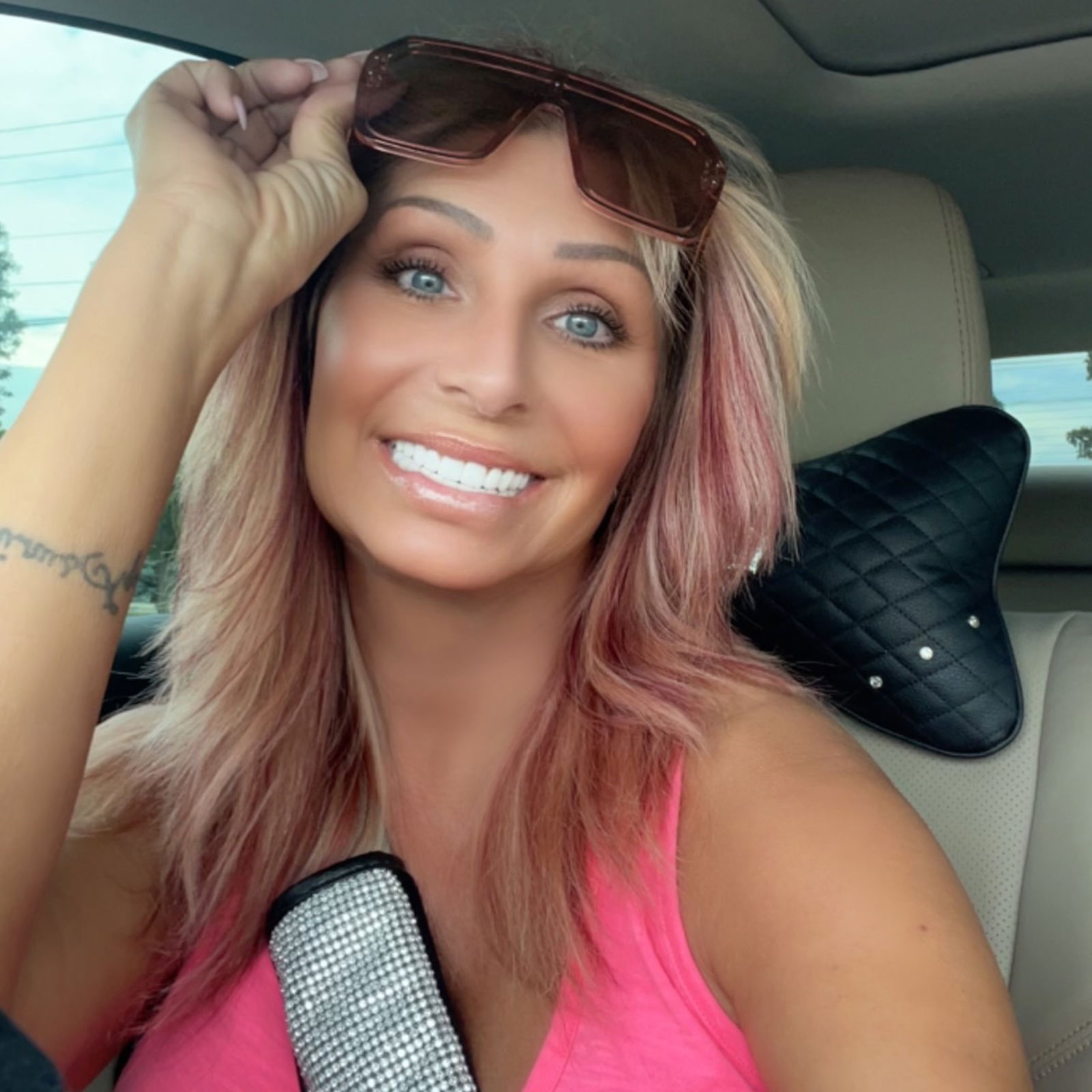 Queenofmean's avatar