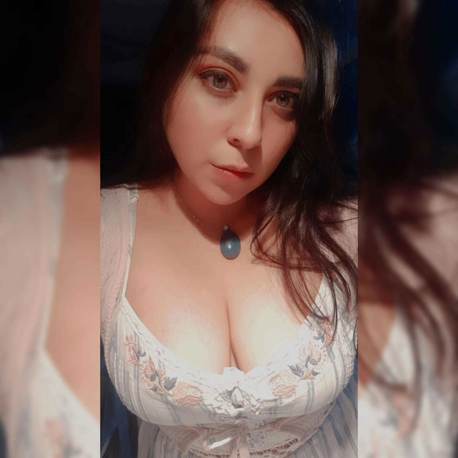Rebeca Pineda's avatar