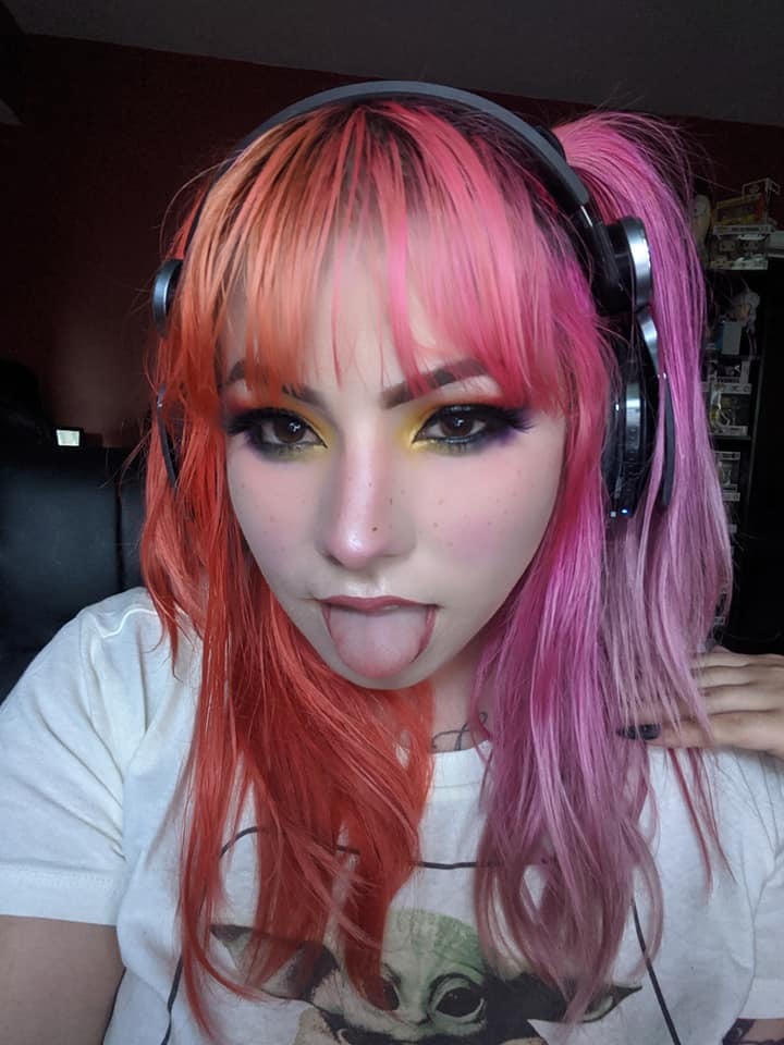 Red Dahlia's avatar