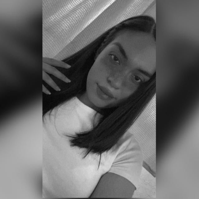 Renata's avatar