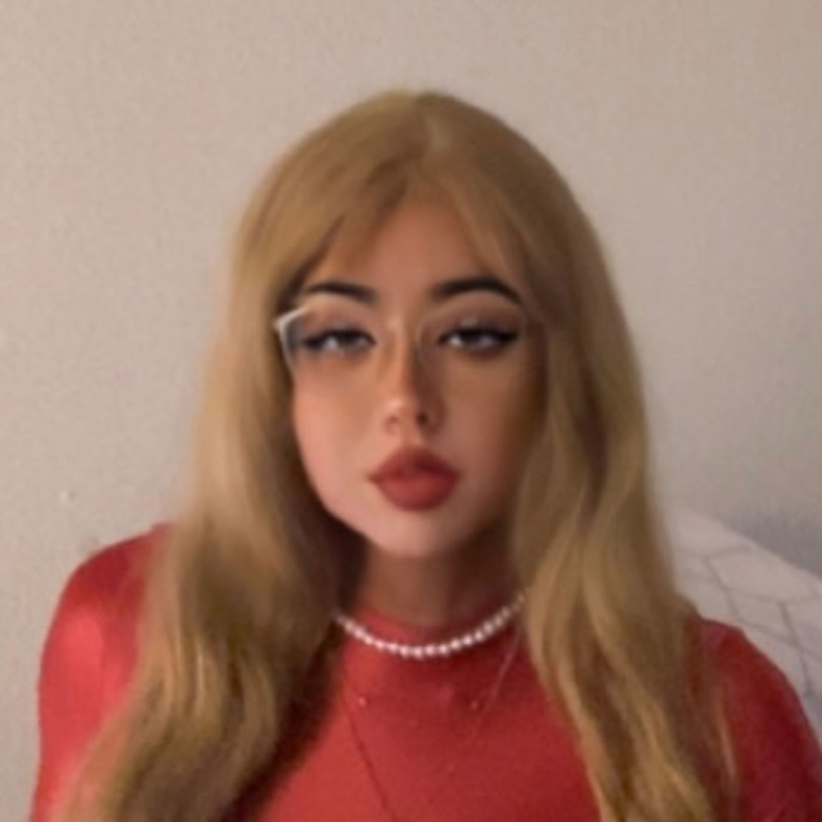 Reyna Roland's avatar