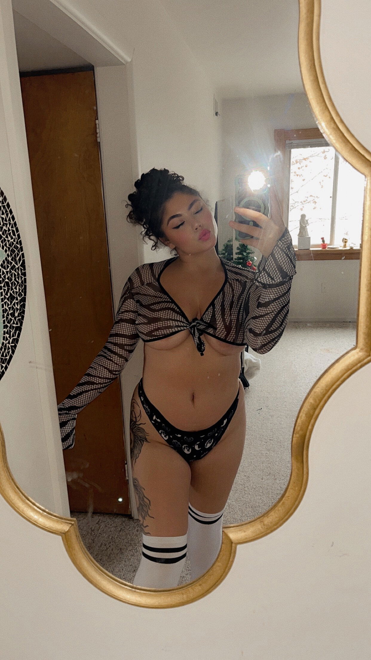 YOUR CREAMY GF 🥛 — DM ME NOW 💚's avatar