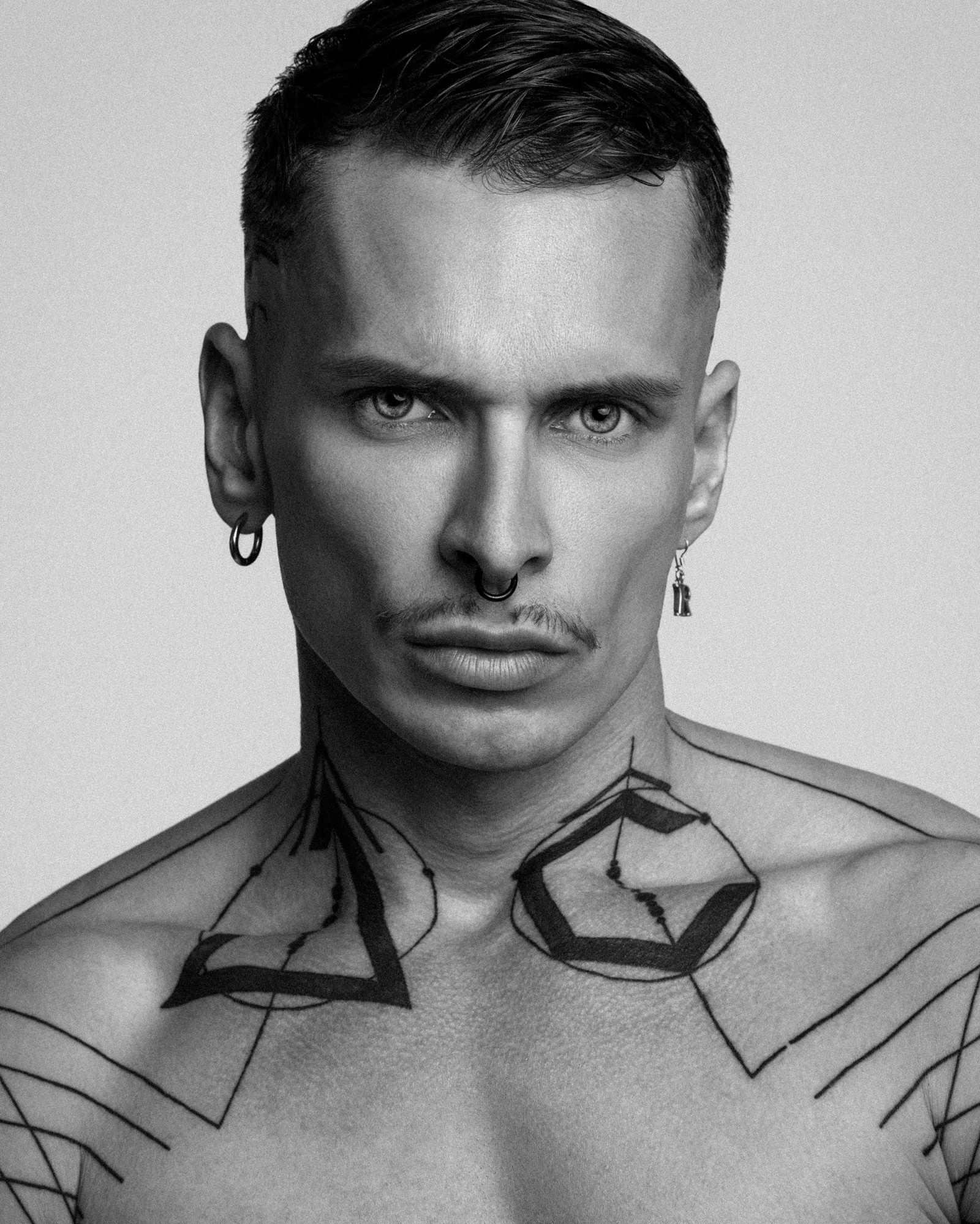 RobertRoyal01's avatar