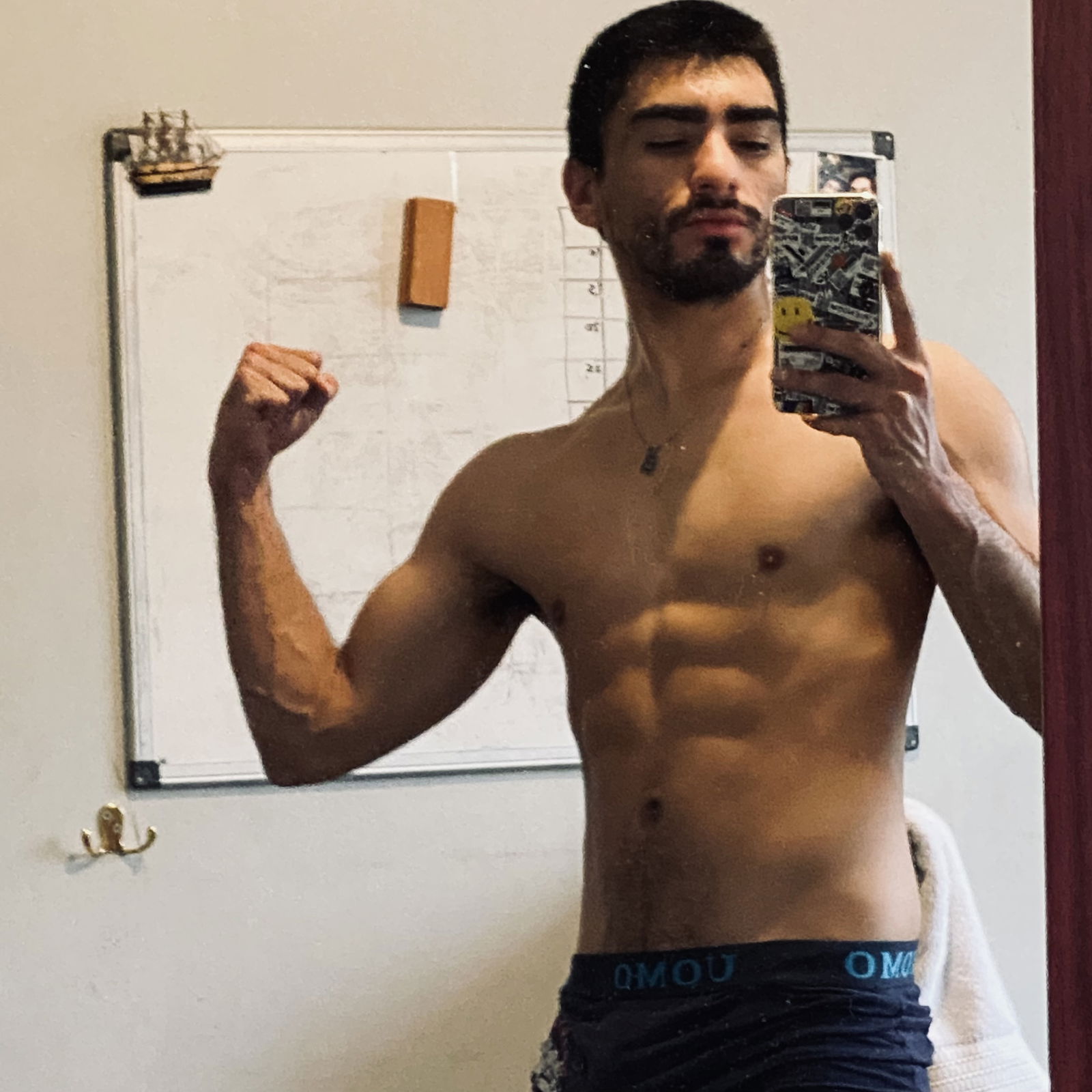 Ro Liion creator profile