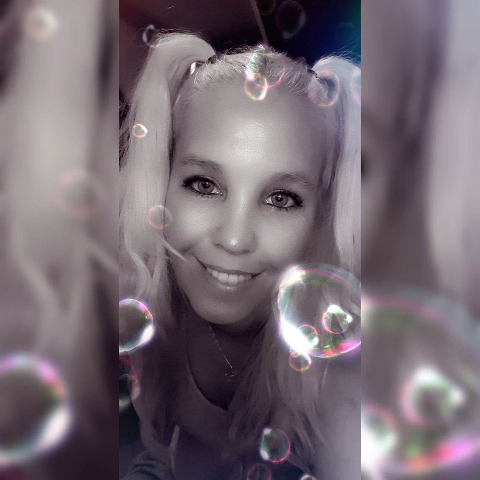 Romi's avatar