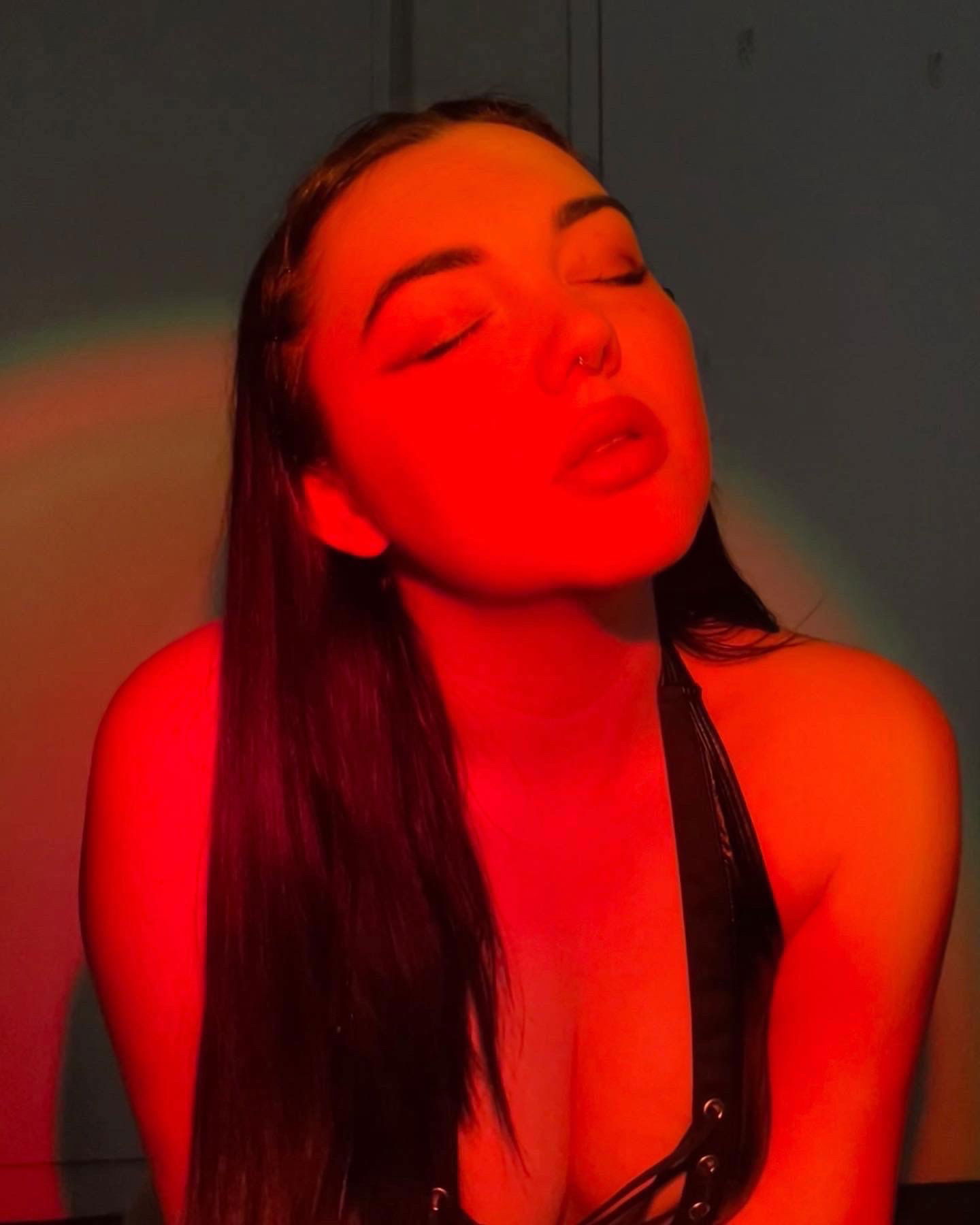 Rose 🌹🍒's avatar