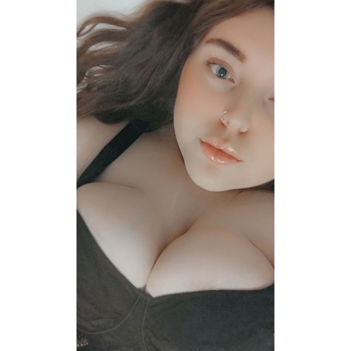 Rosie may's avatar