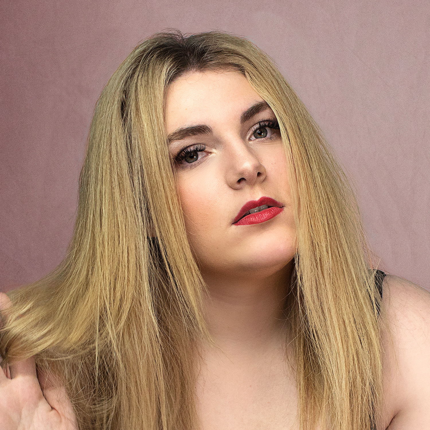 Rosie Meadow's avatar