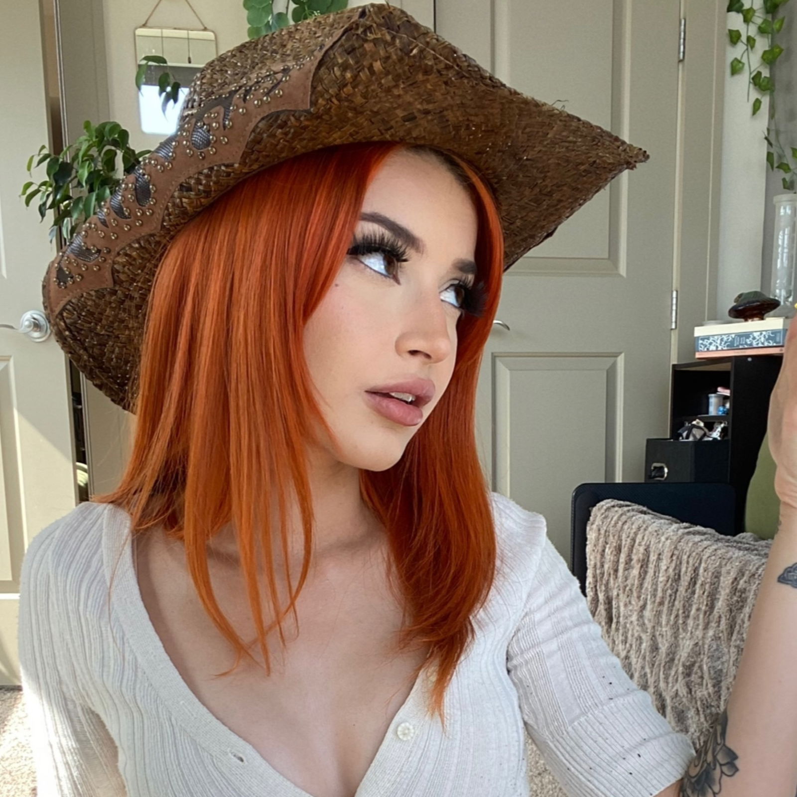 Aveda's avatar
