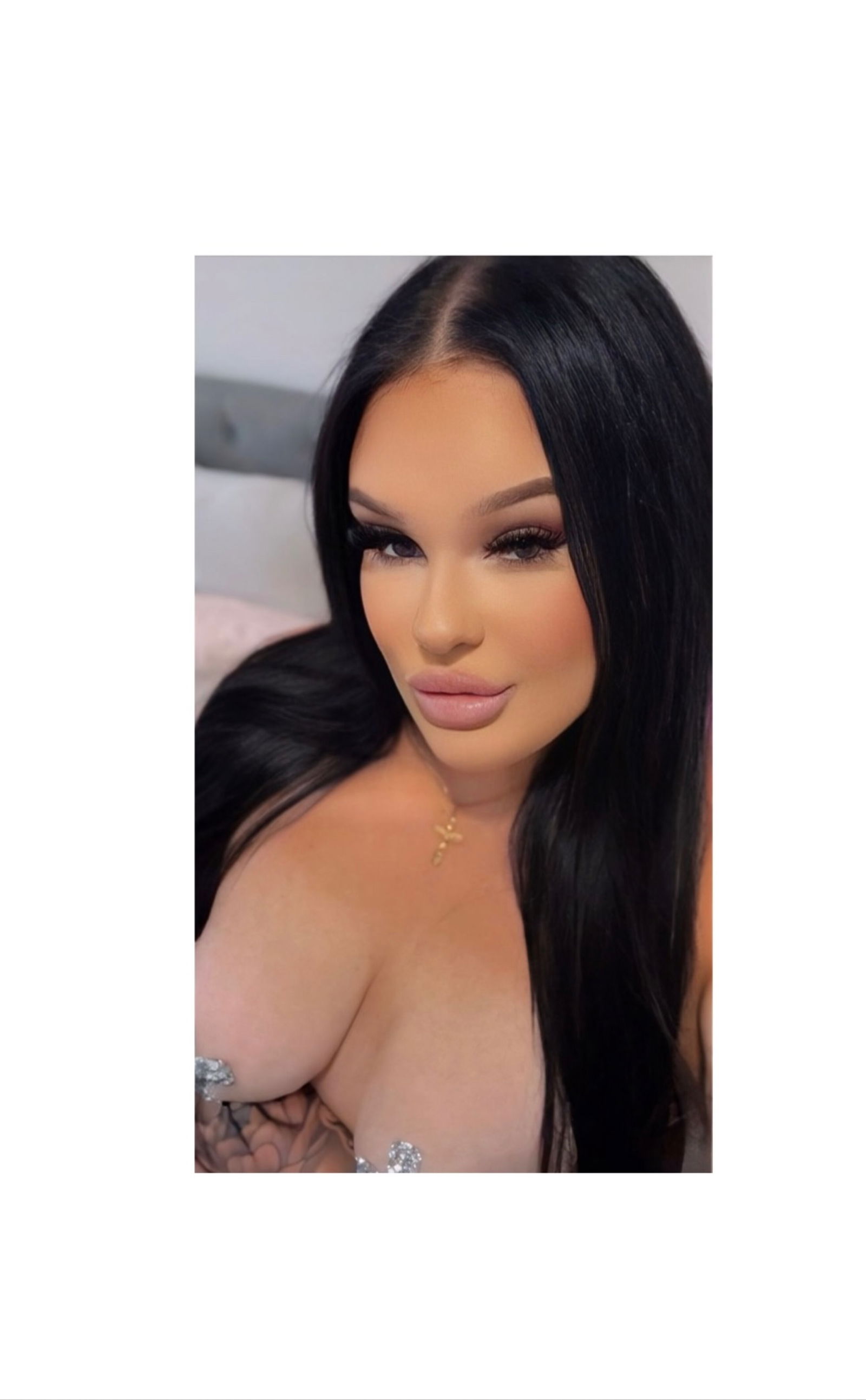 Roxanne beau's avatar