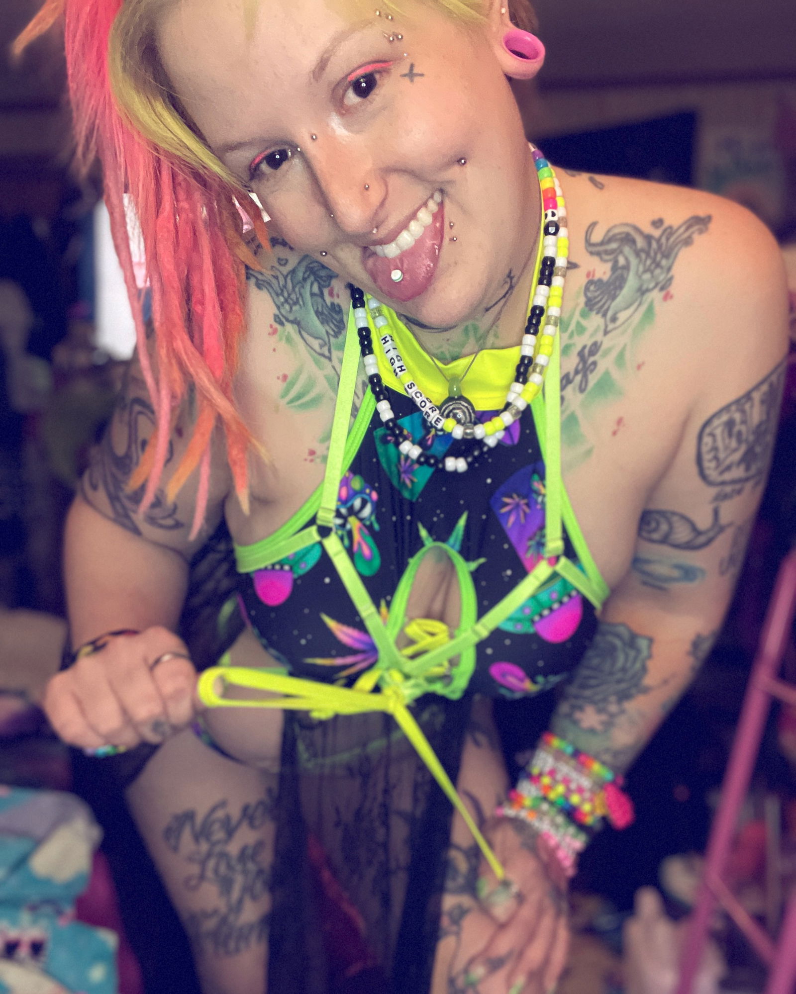 roxii riott 🍭(Free)'s avatar