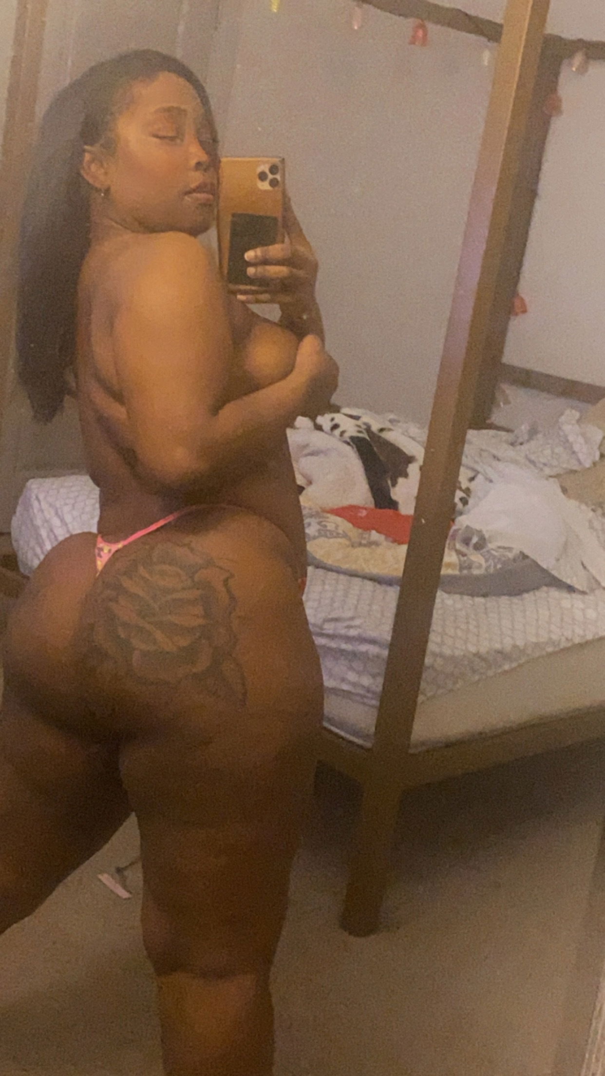 🦊 foxxxy's avatar