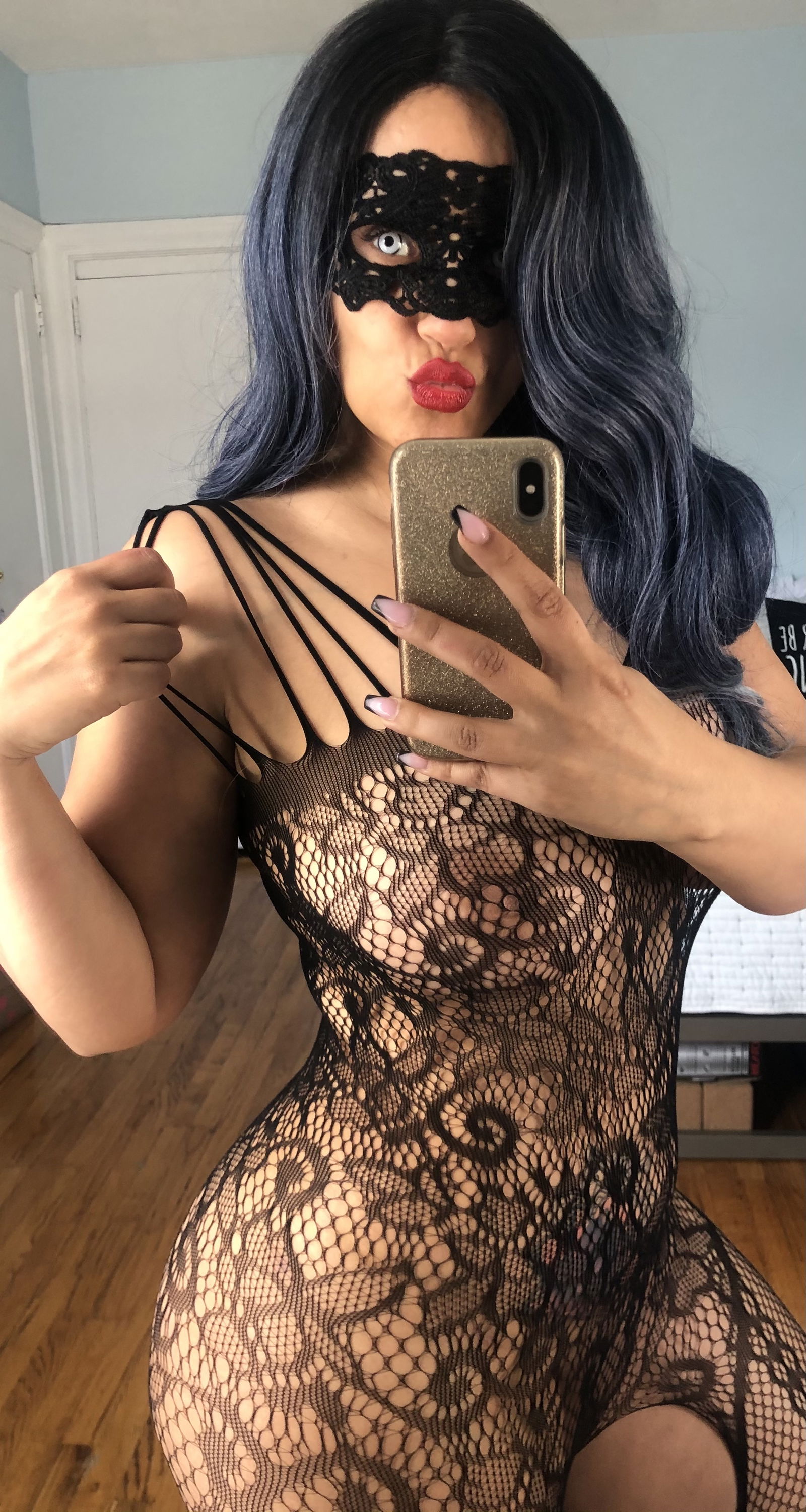 RoxxySantanaa's avatar