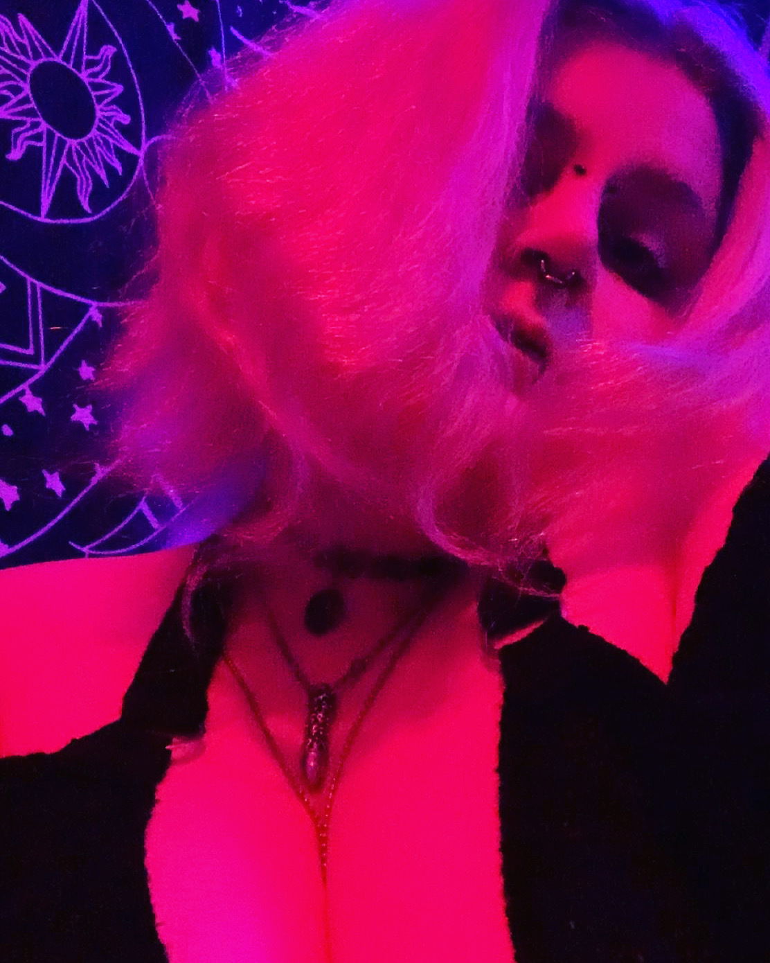 Roxy Bliss's avatar