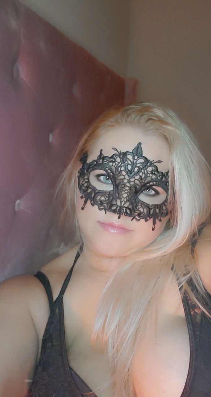 Roxanna's avatar