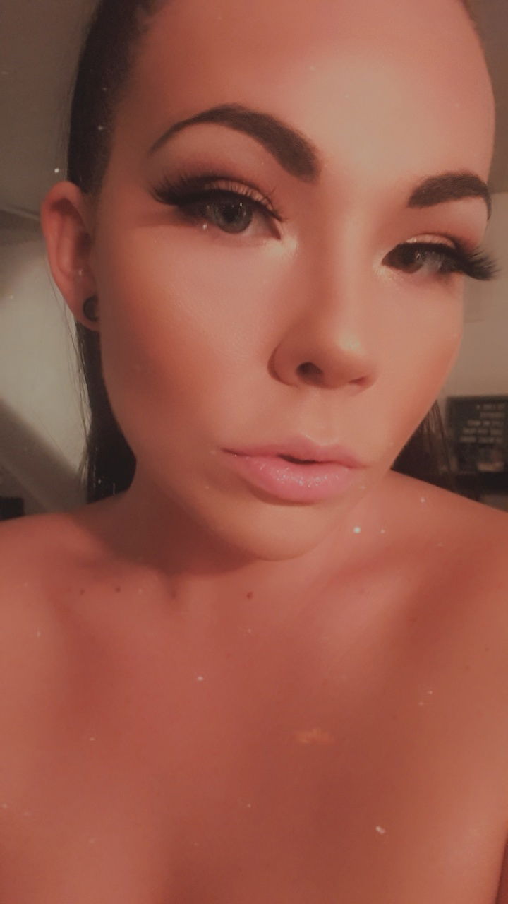 Monica Samantha's avatar