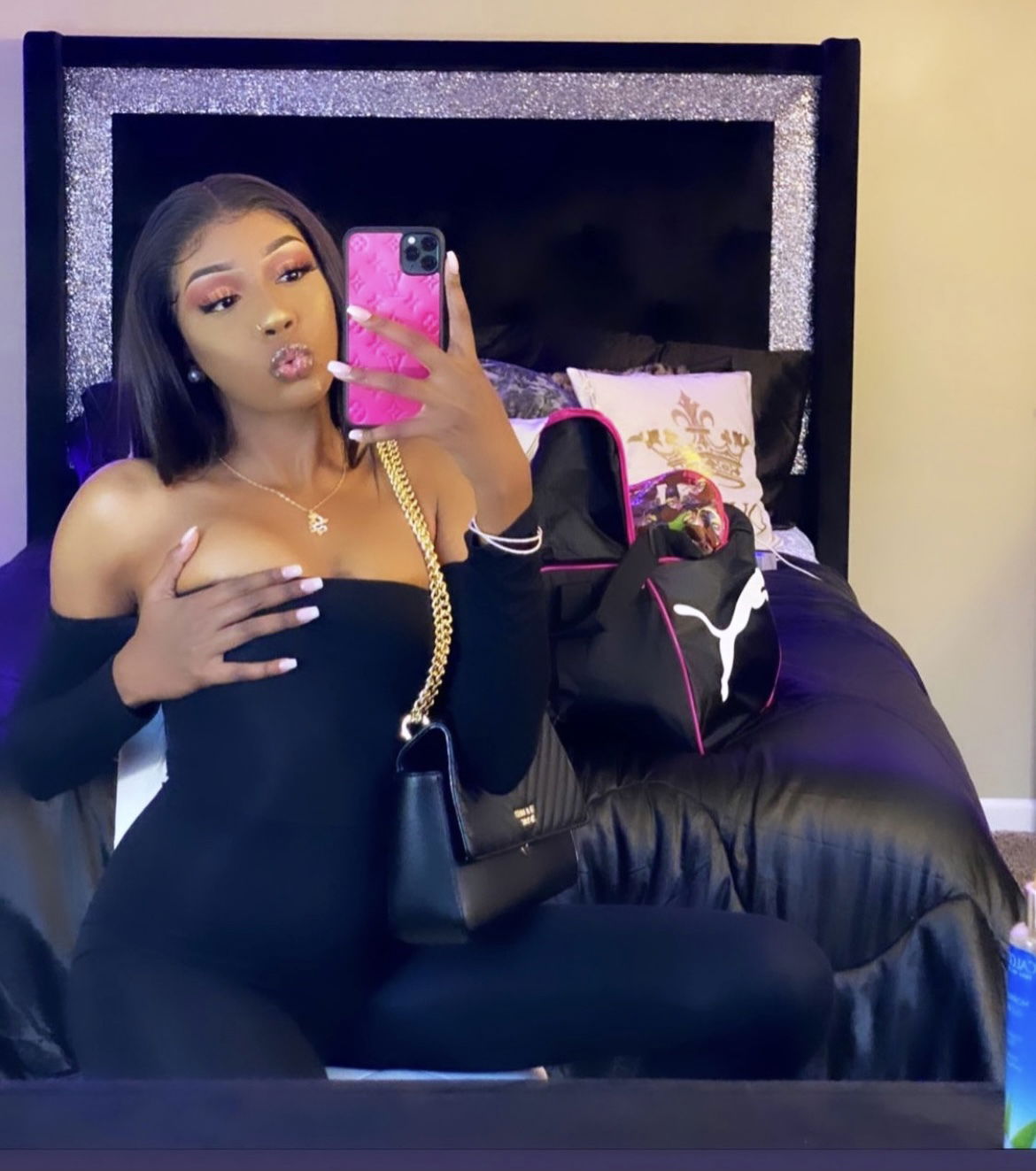 Mrs Throat Demon 👅