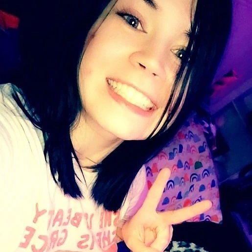 Lizzie's avatar