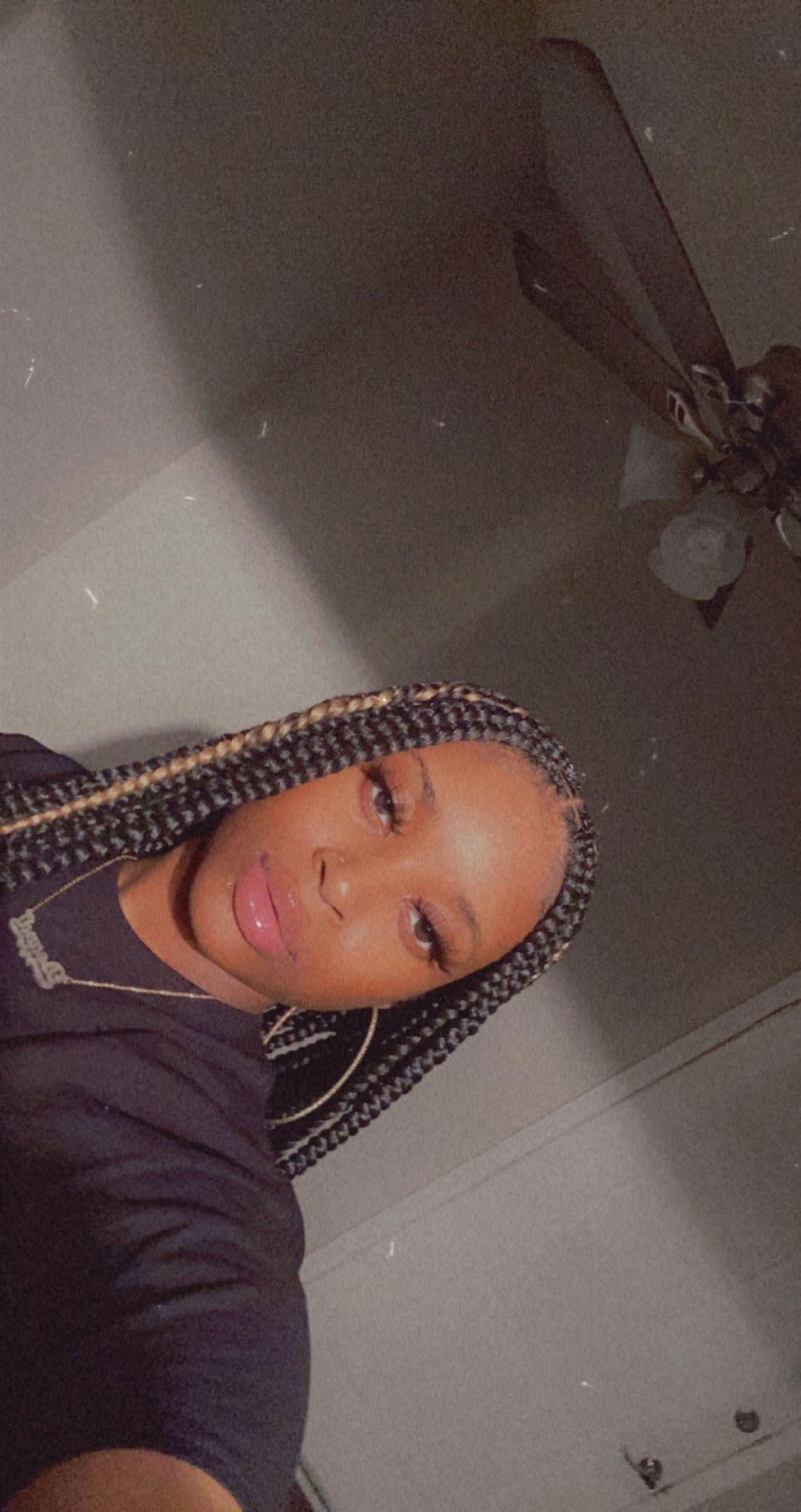 Savannah Flowers's avatar