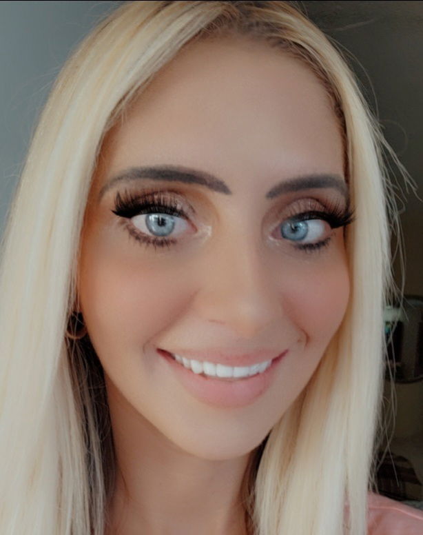Savannah's juicy peach 🍑's avatar